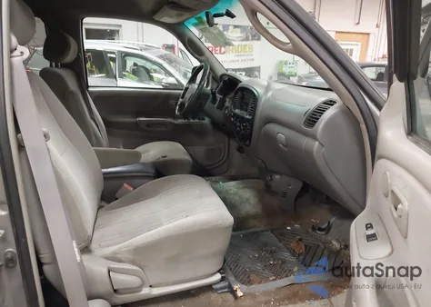 2000 Toyota Tundra Sr5 V8 из США, поврежденный, VIN 5TBBT4410YS072134